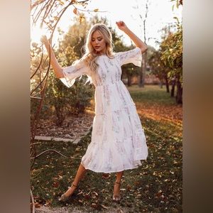 Wandering Willoughby Dress - white floral